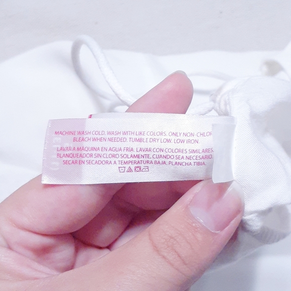 No Boundaries flowy tank - Picture 5 of 9